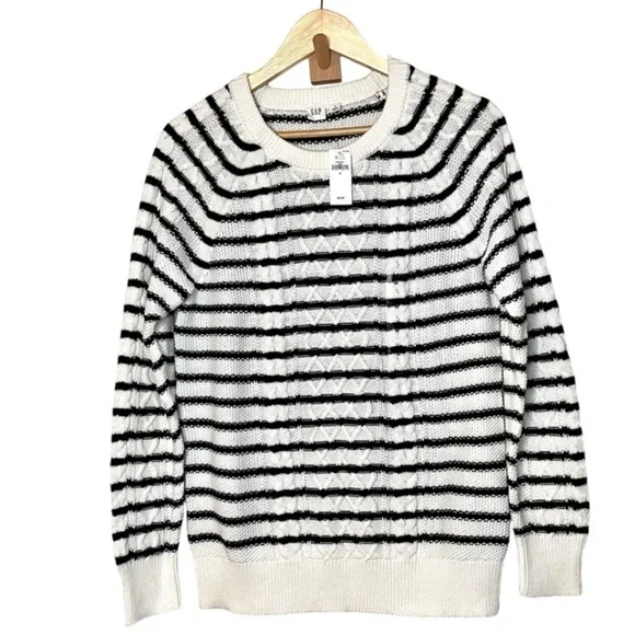 🔆 Gap Black & White Striped Cable-Knit Crewneck Sweater - Small NWT - Picture 2 of 5